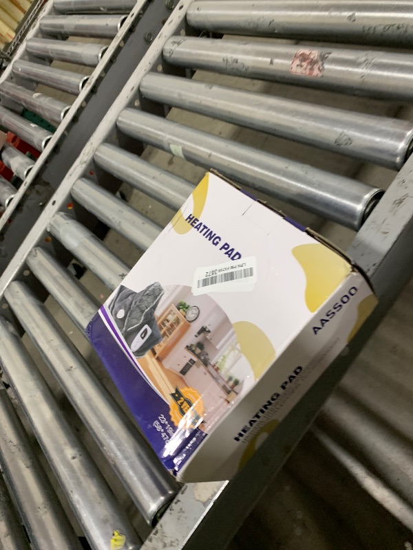 Photo 1 of *****NONFUNCTIONAL, FOR PARTS ONLY******
Graphene-Infused Electric Heating Pad,Weighted Heating Pads for Neck and Shoulders and Back,FSA Eligible Items Only List,Heat Pad with 4 Auto-Off Timers,23"x19",ETL Certified