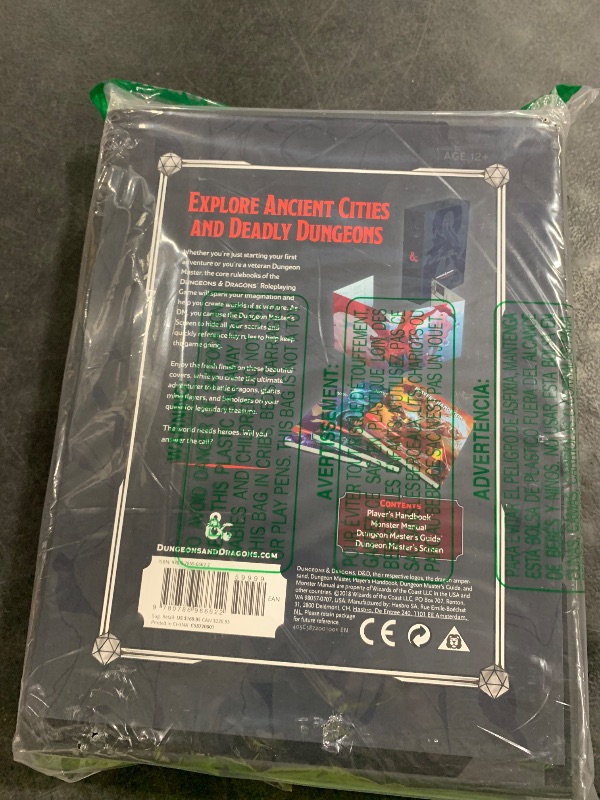 Photo 1 of 2014 D&D Core Rulebooks (Dungeons & Dragons Gift Set)