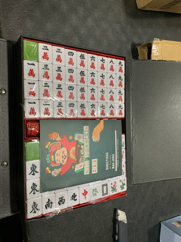 Photo 1 of Mose Cafolo Traditional Chinese Mahjong Set – 144 Melamine 34mm Standard Size Tiles + 2 Spare Tiles, No Arabic Numerals, Travel Case, Complete Mahjong Game, Green