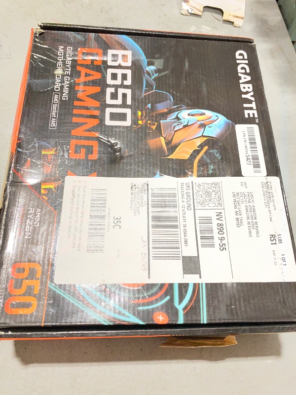 Photo 1 of GIGABYTE B650 Gaming X AX AMD AM5 ATX Motherboard, Support Ryzen 9000/8000/7000, DDR5, 8+2+1 Power Phase, 3X M.2, PCIe 4.0, USB-C 3.2 Gen 2, WIFI6E, 2.5GbE, EZ-Latch, Q-Flash, RGB Fusion