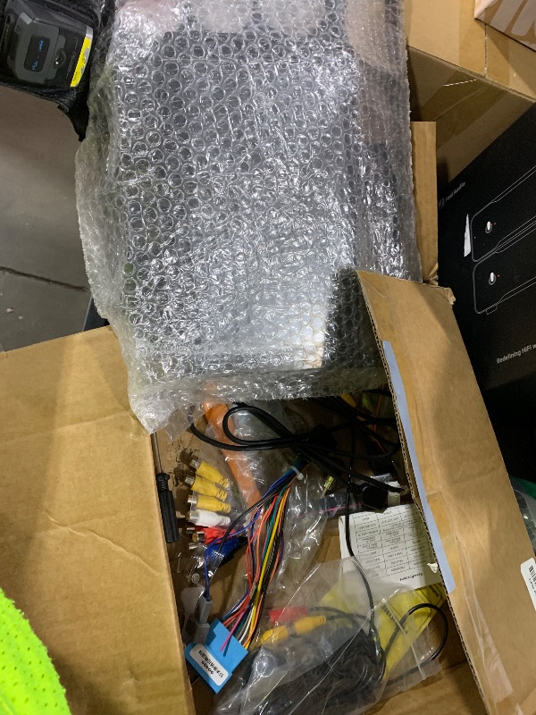 Photo 1 of Android 13 Car Stereo for Honda Civic 2001-2005 Wireless Apple Carplay, 8 Core 6+128GB 9 Inch IPS Touchscreen Android Auto Car Radio with 59 Themes Customize APPs Support GPS Navigation