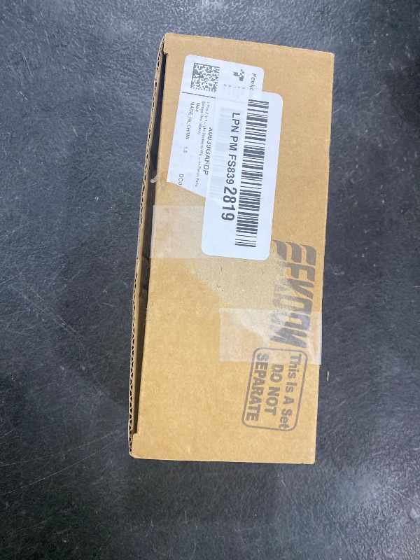 Photo 1 of 1 Pcs 2 in 1 Light Socket to Plug Adapter, Convert E26/E27 Bulb Socket to 2 Pieces 3 Prong Outlet with Extension Cord, Flexible Light Bulb Socket Converter Suitable for Porch Patio Garage Use (Black)