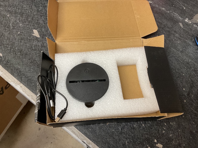 Photo 1 of Little Mermaid 3D Optical Desk Lamp Night Light LED Lamp 7 Colors Change Table Light with USB Cable for Home Decoration Household Accessories,Princess Birthday Christmas Gift for Kids or Adult