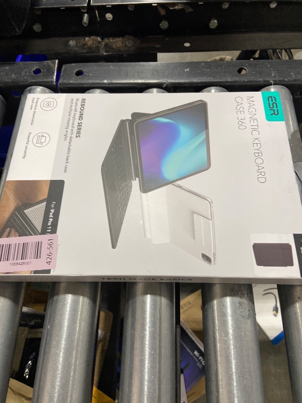 Photo 1 of ESR iPad Pro 11 Inch Case with Keyboard (M5/M4, 2025/2024), iPad Pro 11(5th) Keyboard Case with Easy-Set Magnetic Stand, Portrait/Landscape Modes, Removable Protective Case, Rebound 360 Series, Black