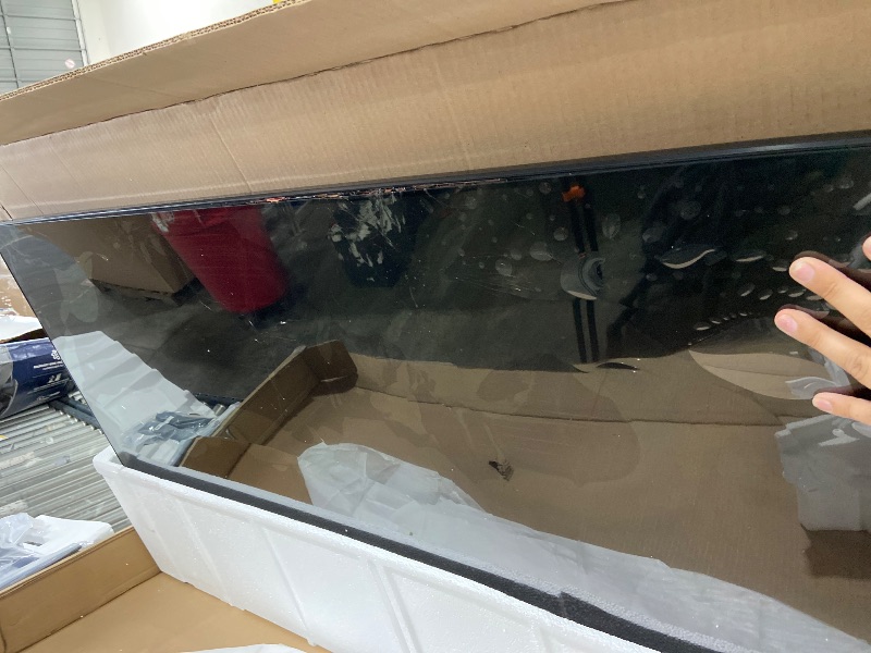 Photo 1 of SAMSUNG QLED TV 55 INCH - FOR PARTS ONLY