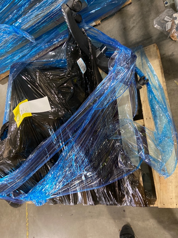 Photo 1 of MESH OFFICE CHAIR 