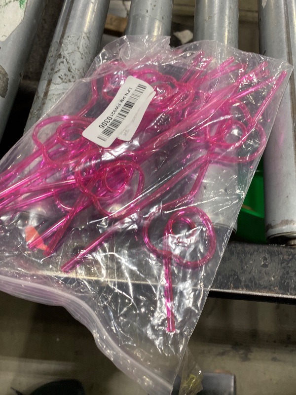 Photo 1 of 10 Pack Heart-Shaped Party Straws Drinking Sipping Straws, Novelty Props for Valentine's Day Wedding Birthday Bachelorette Bridal Shower Decoration (Rose Red)