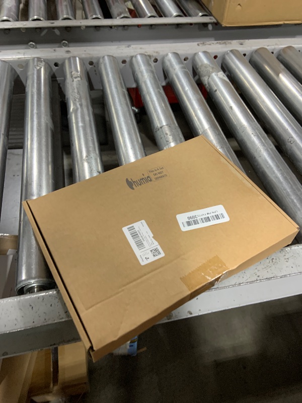 Photo 1 of Chumia 12 Pcs Christmas Fabric Gift Bags with Drawstring, Red and White Christmas Gift Reusable Fabric Wrap Bags and 12 Kraft Tags for Xmas Birthday Wedding Party Favors(Snowflake)