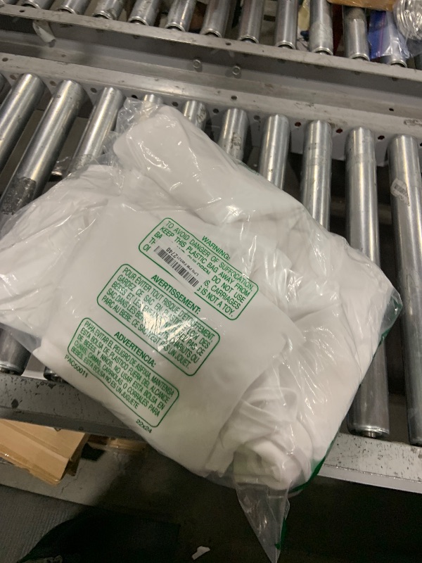 Photo 1 of Fokitut 6 Pack Round Tablecloth, 90 Inch, Stain Resistant and Wrinkle Polyester Table Cloth, Fabric Table Cover for Kitchen Dining, Wedding, Party, Holiday Dinner-White