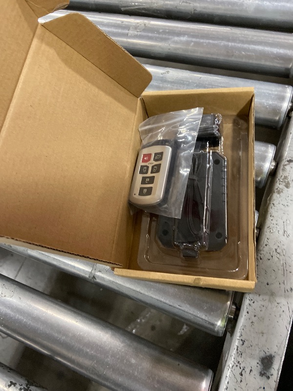 Photo 1 of Smart Remote Key Fob Replacement DIY Kit for Toyota Sienna 2011 2012 2013 2014 2015 2016 2017 2018 2019 2020 Keyless Entry Remote HYQ14ADR 89904-08010 So Easy