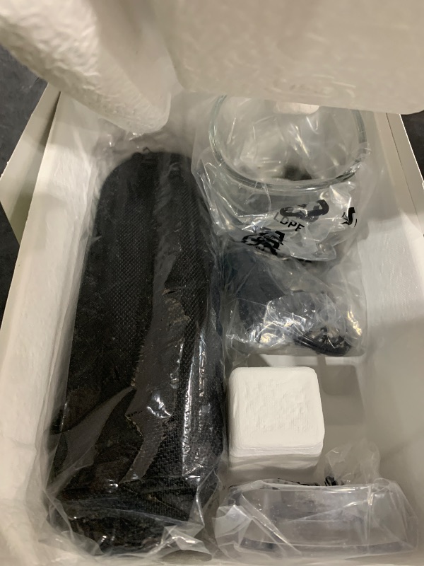 Photo 1 of Philips Sonicare DiamondClean Smart 9500 Electric Toothbrush, Sonic Toothbrush with App, Pressure Sensor, Brush Head Detection, 5 Brushing Modes and 3 Intensity Levels, Black, Model HX9923/11