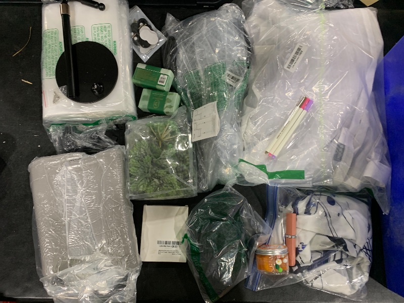 Photo 1 of Box Lot various Assorted items sales Final no returns 