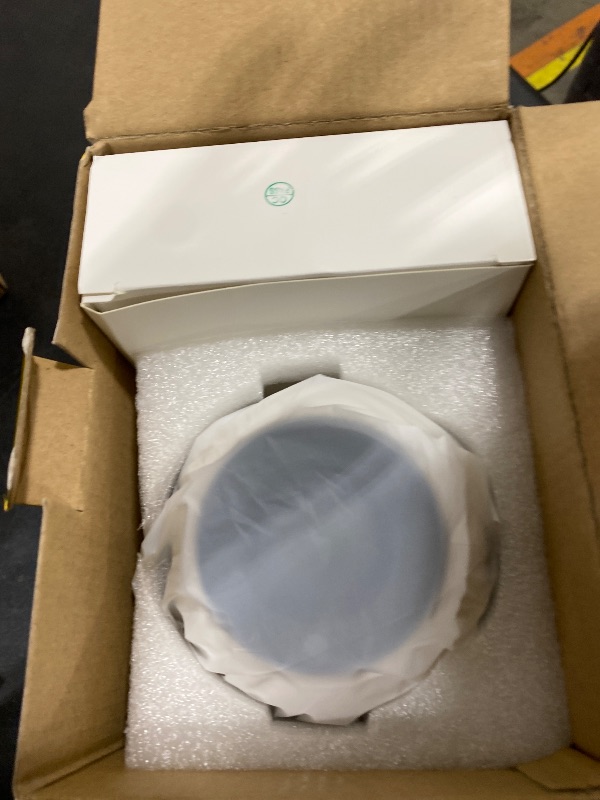 Photo 1 of ?Electric Focus?Projector with WiFi 6 and Bluetooth 5.0, Mini Portable Native 720P with 4K Support, Smart Proyector Built in Apps, Auto Vertical Keystone, Home Movie Projectors for Outdoor