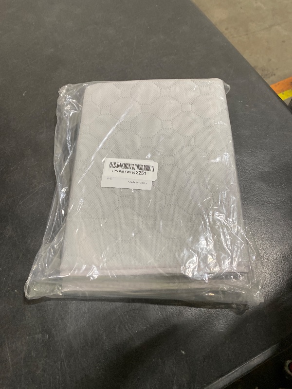 Photo 1 of Non-Slip Absorbent Washable Incontinence Pad underpad Seat 4-Layer Design Chair Absorbent Pads Protection - for Seniors, Adult, Children, or Pet Underpad Protection - Set of 2 (Gray, 21" L x 22" W)