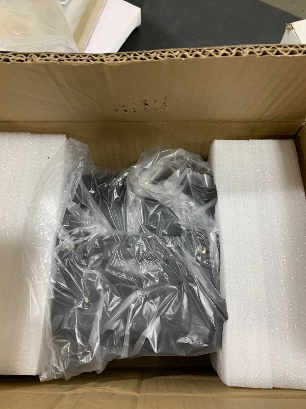 Photo 1 of LVYUAN Voltage Converter Transformer 1000 Watt Step Up/Down Convert from 110V-120V to 220V-240Vt and from 220V-240V to 110V-120V with 2 US outlets, 2 Universal outlets, Resettable Circuit Breaker