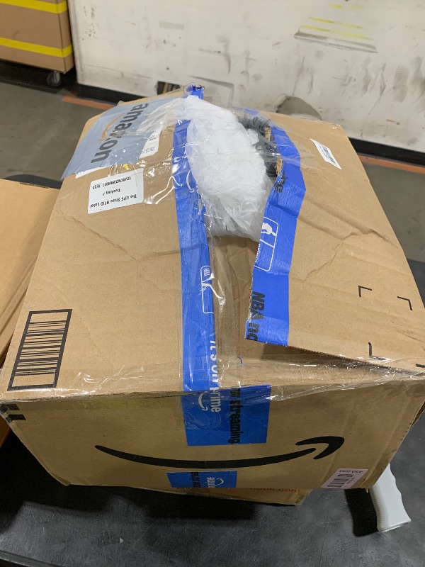 Photo 1 of WESTERN HOME WH Calming Dog & Cat Donut Cuddler, Anti-Anxiety Warming Cozy Soft Round Bed, Fluffy Faux Fur Plush Cushion for Small Medium Dogs and Cats (20"/24"/27"/30")