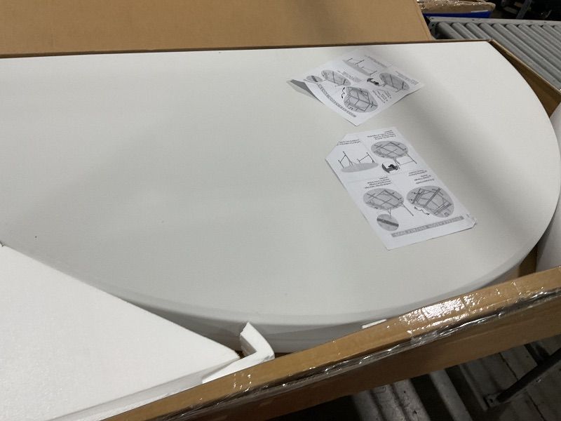 Photo 1 of 5ft circle folding table
