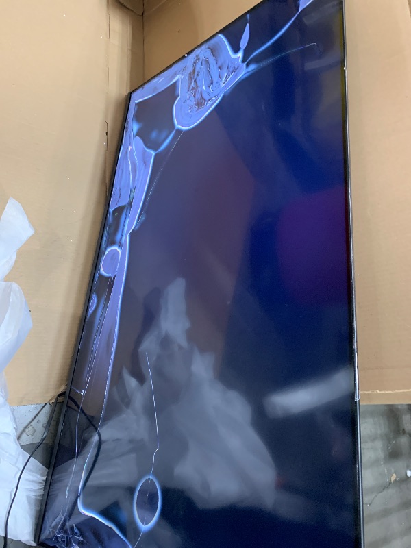 Photo 1 of TV SCREEN IS DAMAGED PARTS ONLY  Samsung 50-Inch Class Crystal UHD U8000F 4K Smart TV (2025 Model) Endless Free Content, Crystal Processor 4K, MetalStream Design, Knox Security, Alexa Built-in