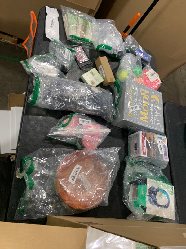 Photo 1 of MIXED ITEMS 