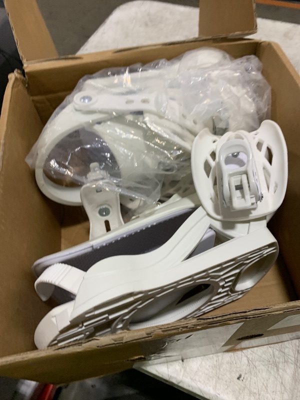 Photo 1 of Snowboard Bindings Lightweight Snow Shoes Bindings Rear Entry Bindings for Men and Women Easy to Put on and Take Off M