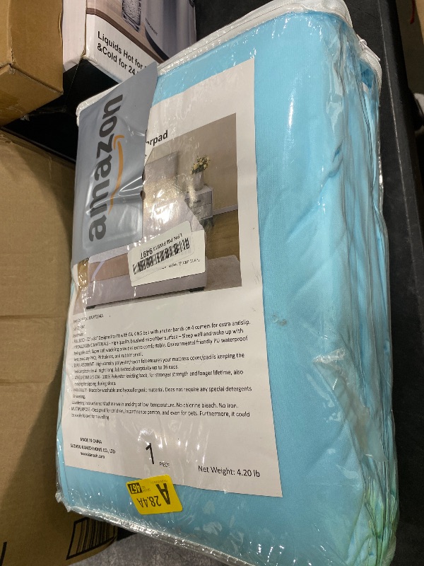 Photo 1 of KANECH Washable Incontinence Bed Pads with Straps - California King 72" x 84" - Heavy Absorbency Waterproof Mattress Protector Pad , Reusable Underpads for Adults, Elderly