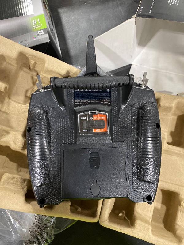 Photo 1 of Spektrum DX6e 6-Channel DSMX 2.4GHz RC Radio Transmitter Only (No Receiver) with 250 Model Memory | Telemetry | Wireless Trainer Link, SPMR6655 , Black