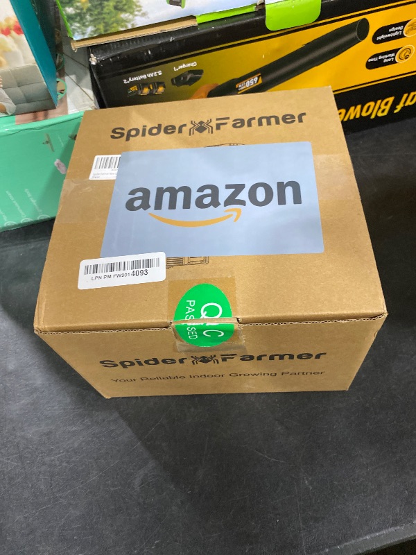 Photo 1 of Spider Farmer New Grow Tent Clip Fan 6", EC Motor, Custom 10 Dynamic Wind Speeds and 10-Level Oscillation, Weatherproof IP-54, Powerful Airflow but Quiet for Hydroponics Circulation Cooling