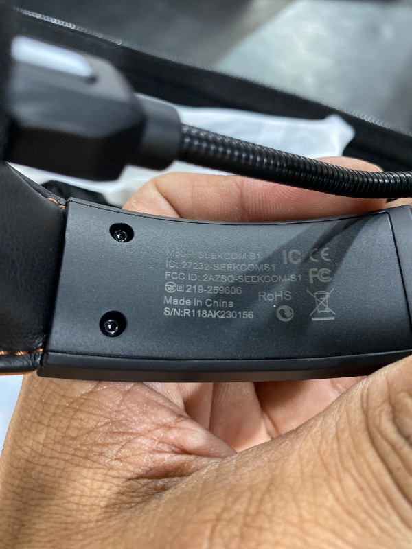 Photo 1 of COMICA Seekcom S1 Wireless Intercom Headset System, 2.4GHz Full-Duplex Communication Headsets with 500m/1640ft Range, Noise Reduction, One-Key Broadcasting & Talk Modes for Live Show, Events (5 Sets)