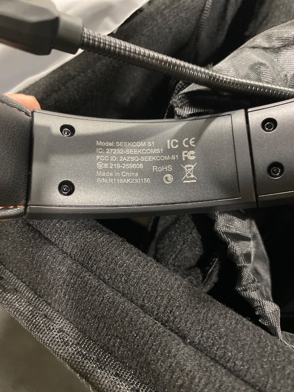 Photo 1 of COMICA Seekcom S1 Wireless Intercom Headset System, 2.4GHz Full-Duplex Communication Headsets with 500m/1640ft Range, Noise Reduction, One-Key Broadcasting & Talk Modes for Live Show, Events (5 Sets)