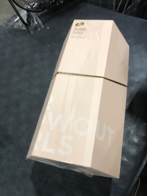 Photo 1 of T3 Aire 360 Dual Voltage Air Styler Blowout Kit