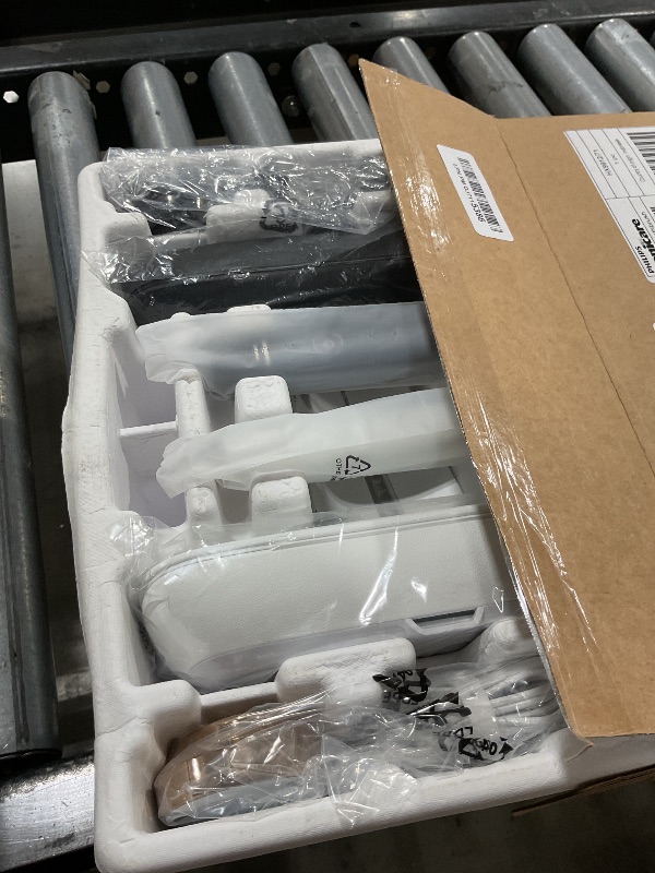 Photo 1 of Philips Sonicare DiamondClean 9000 Electric Toothbrush Bundle