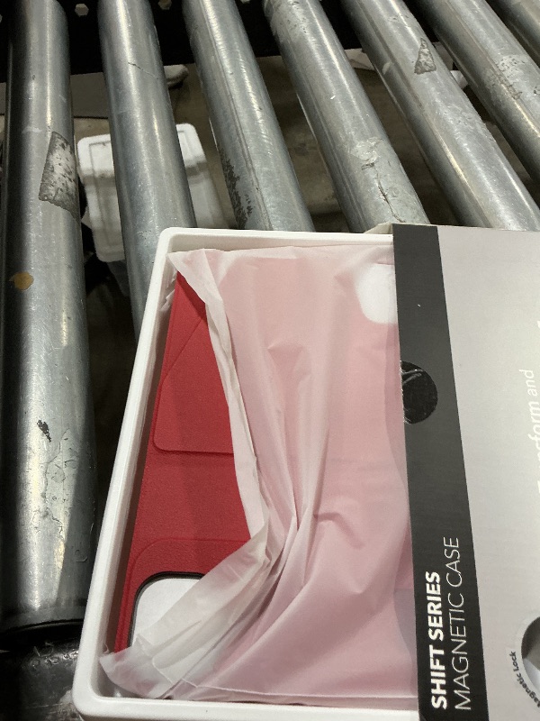 Photo 1 of ESR iPad Pro 13" Case (M5/M4) 2025/2024, Red