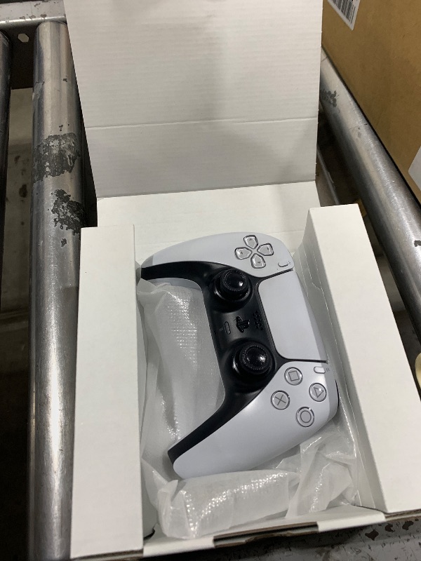Photo 1 of NON-FUNCTIONAL, PARTS ONLY--------------------------------------------PlayStation DualSense™ Wireless Controller - for PS5, PC, MAC & Mobile