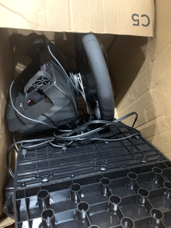 Photo 1 of Logitech G920 Racing Wheel and Pedals for Xbox X|S/Xbox One/PC