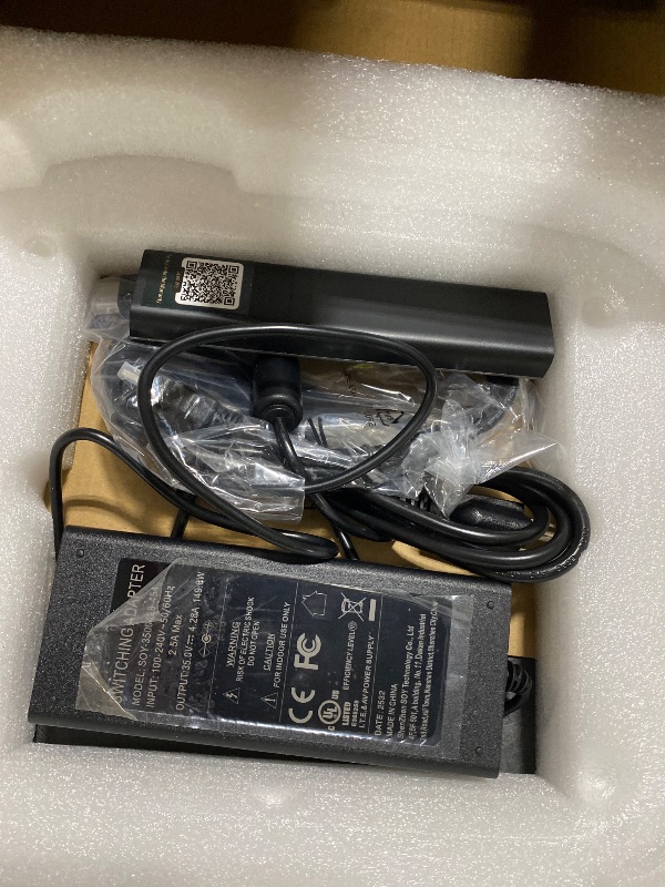 Photo 1 of Alvar 4K Smart Projector with 2500 ANSI Brightness, 50W Dolby Audio