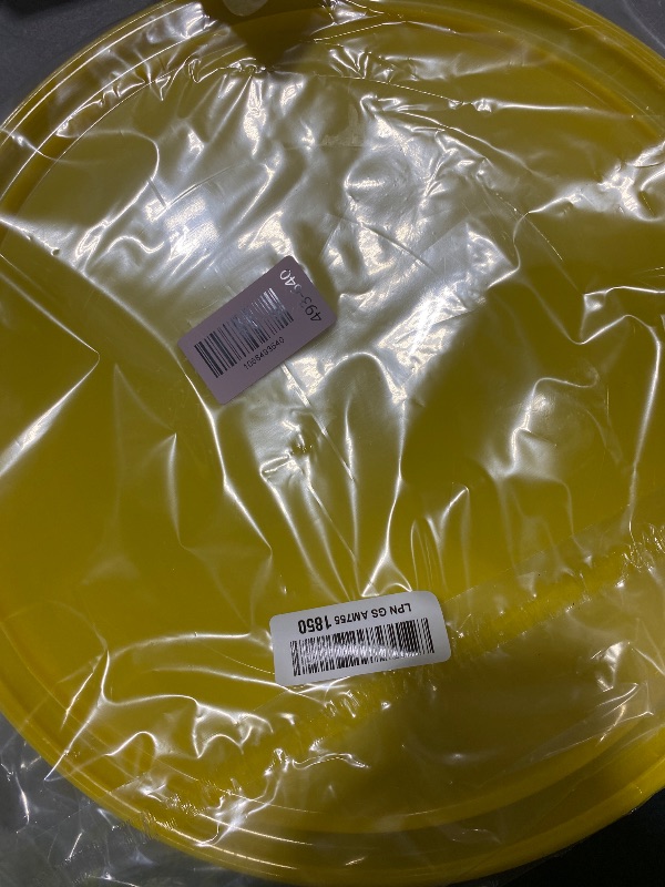 Photo 1 of Rubbermaid Commercial Food Storage Lid, Fits 12-22 Qt. Containers, Clear