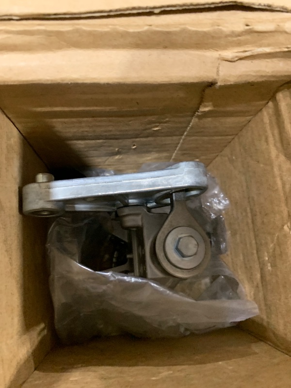 Photo 1 of GM Genuine Parts 85055304 Automatic Transmission Control Shifter