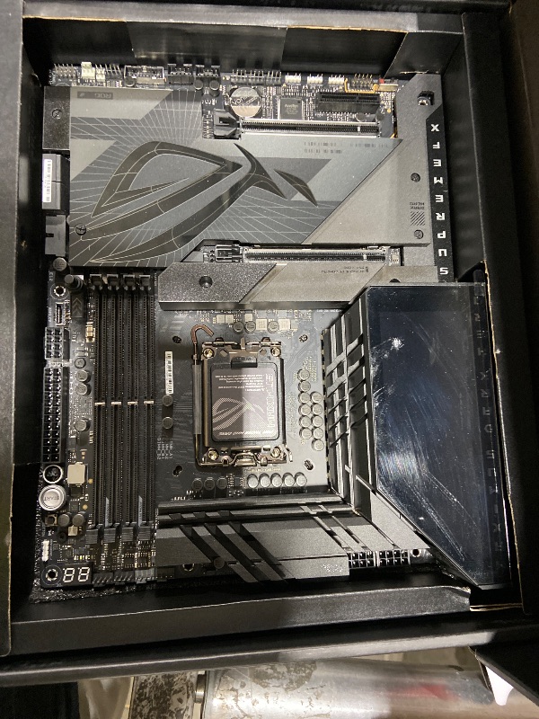 Photo 1 of ASUS ROG Maximus Z890 Hero Motherboard