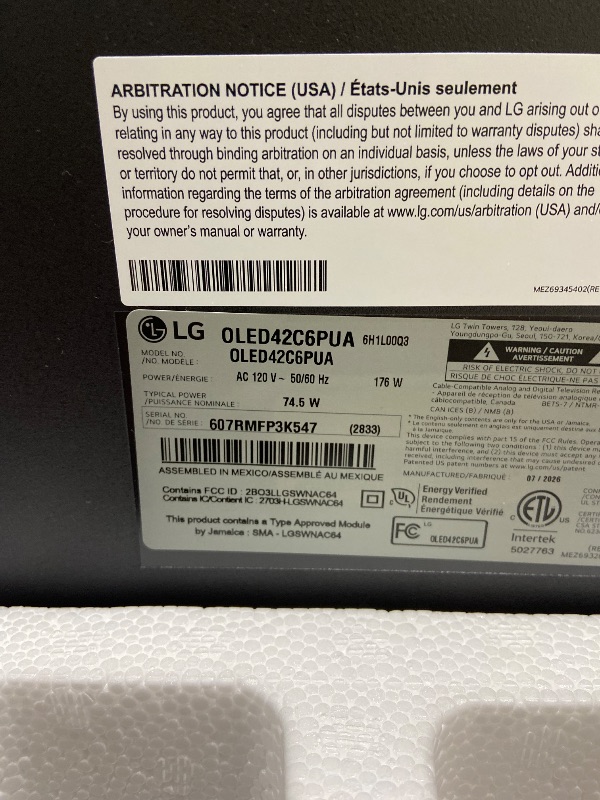 Photo 1 of LG 42-Inch Class OLED evo AI 4K C6 Series Smart TV w/Dolby Atmos, Dolby Vision, HDR10, AI Super Upscaling 4K, Filmmaker Mode, Wow Orchestra, Compatible with Alexa (OLED42C6PUA, 2026)