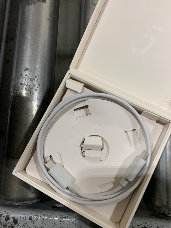 Photo 1 of OURA Ring 5 Smart Ring - Stealth - Size 7