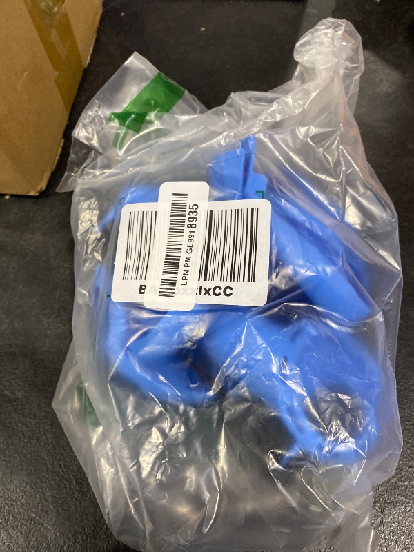 Photo 1 of YRXVW 7-in-1 Silicone Cover Set for Meta/Oculus Quest 3 - Blue
