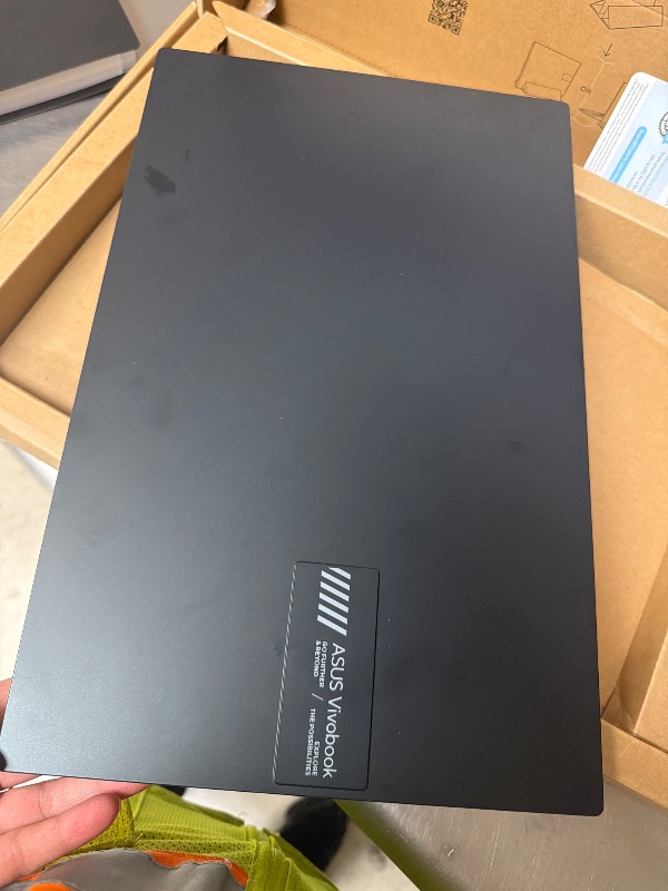 Photo 7 of ASUS Vivobook 16 Laptop, Copilot+ PC, 16” WUXGA 60Hz Display, AMD Ryzen AI 7 350 with XDNA NPU, AMD Radeon Graphics, 16GB RAM, 1TB SSD, Quiet Blue, M1607KA-DS76
