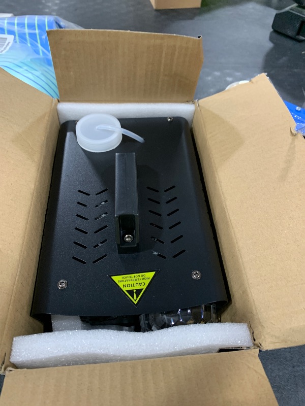 Photo 1 of Dashsafe 800W Fog Machine with Disco Light and Remote