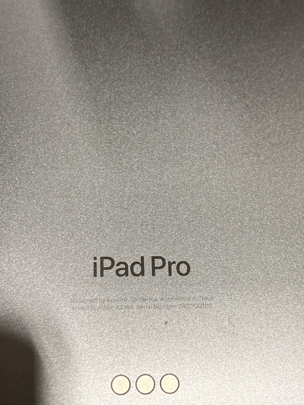 Photo 1 of Apple iPad Pro 12.9" M2 Chip 512GB Wi-Fi + Cellular
