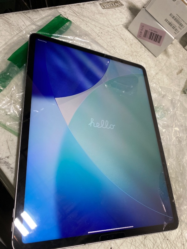 Photo 1 of Apple iPad Pro 12.9" M2 Chip 512GB Wi-Fi + Cellular