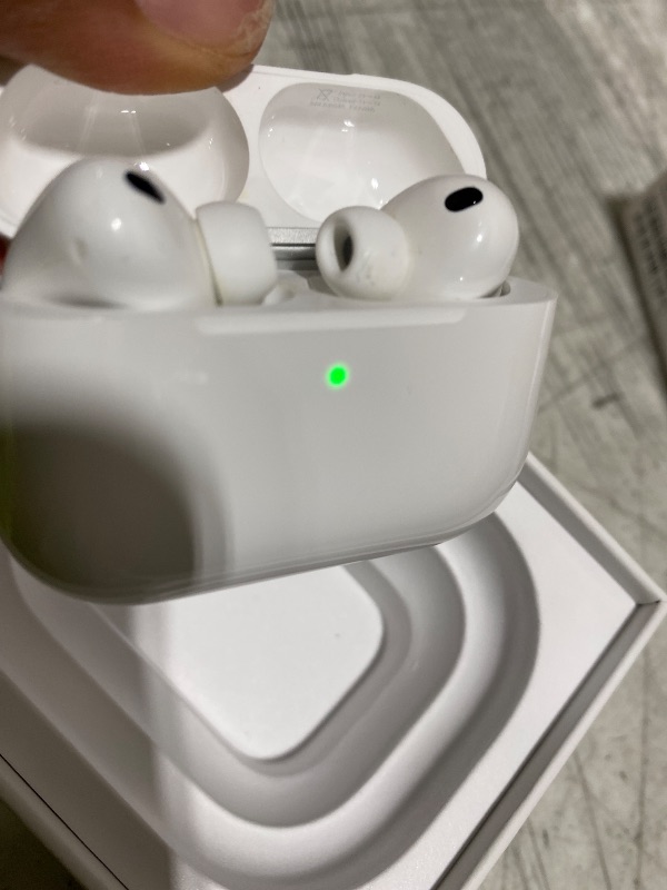 Photo 1 of Apple AirPods Pro 3 Wireless Earbuds