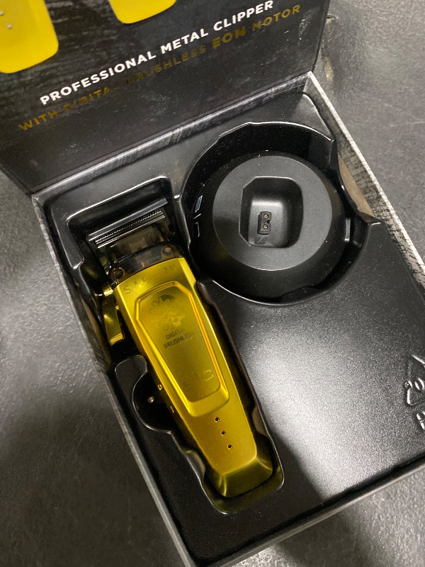 Photo 1 of Stylecraft Instinct Metal Edition Hair Clipper Professional IN2 Vector Motor with Intuitive Torque Control