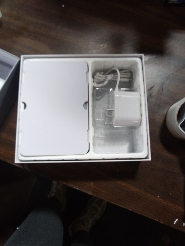 Photo 1 of 10 in 1 Air Quality Monitor Indoor,with APP 7" Display,Air Quality Tester for Home,Detector for CO,CO2?Pollen,Noise,TVOC,PM1.0,PM2.5,AQI,Temp and Humid,Air Quality Meters for Home,Office (White)