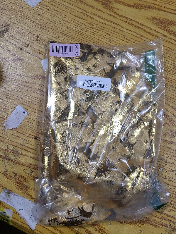 Photo 1 of 100 Pcs Christmas Placemats 13 Inch Gold Reindeer Mesh Place Mats Disposable Round Cute Elk Snow Forest Xmas Table Mat for Winter Seasonal Holiday Party Decor Kitchen Dining Room Farmhouse Home Decor