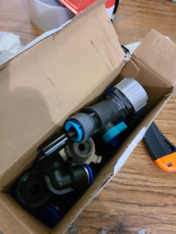 Photo 1 of 17-Piece Drip Irrigation Fitting Kit with Y-Splitter,Universal Connector & Quick Connector, Includes Elbows, Tees, Stoppers,Easy DIY Garden Watering System (17-Piece Drip Irrigation Fitting Kit)